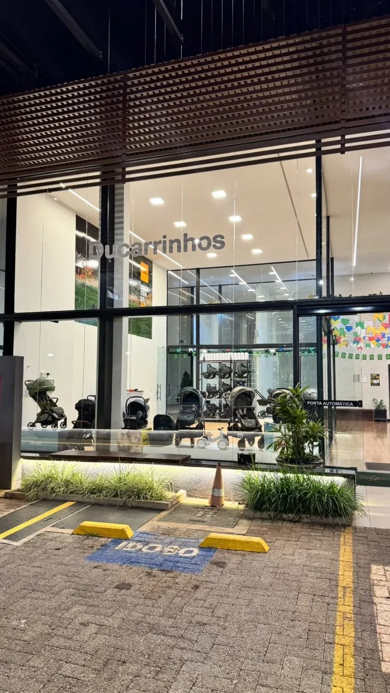 Fachada da loja Ducarrinhos em Cambé